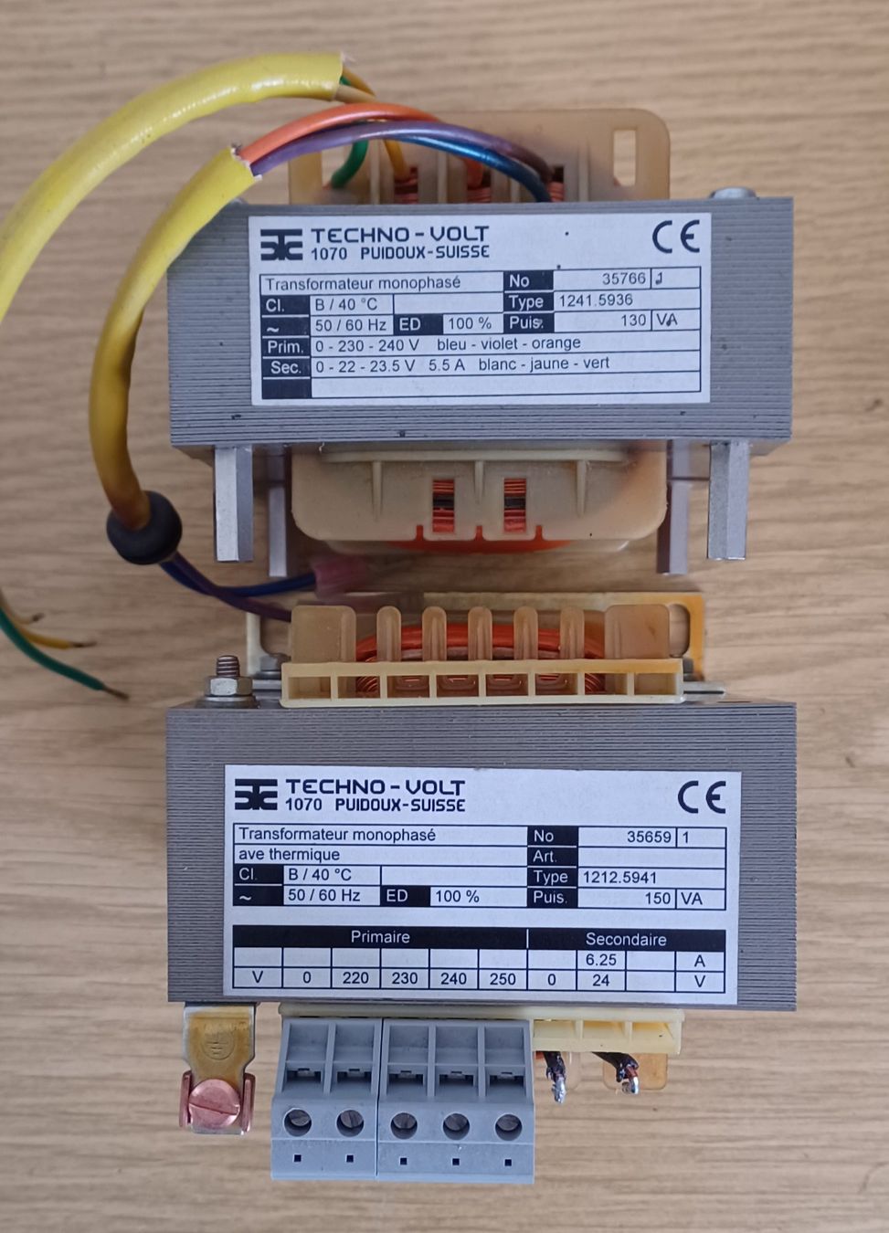 Dischi in vinile: Lot de 7 transformateurs neufs Techno-Volt Suisse – Nuovo e nell'imballaggio originale da Goumoens-la-Ville venduto da brandonv 3