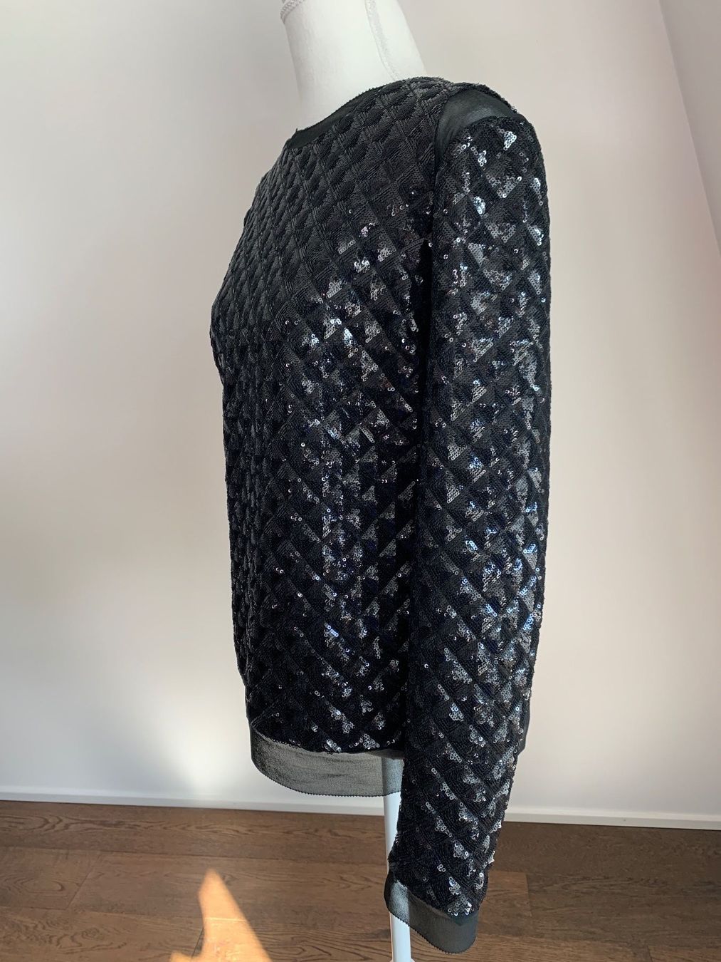 Top: EMANUEL UNGARO top soirée sequins M – Nuovo (secondo la descrizione) da Morges venduto da Imade1 2