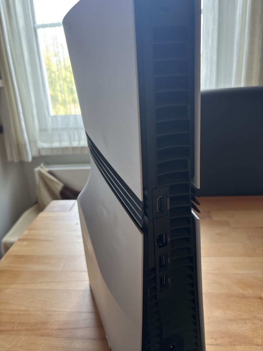 Sony Consoles: Ps 5 pro  – D'occasion à Wangen an der Aare par hansbooy 2