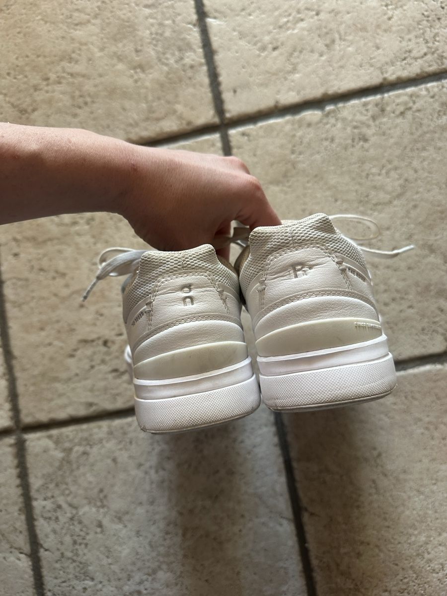 On Scarpe da uomo: ON CLOUD WHITE SNEAKERS – Usato da Zürich venduto da debvio 3