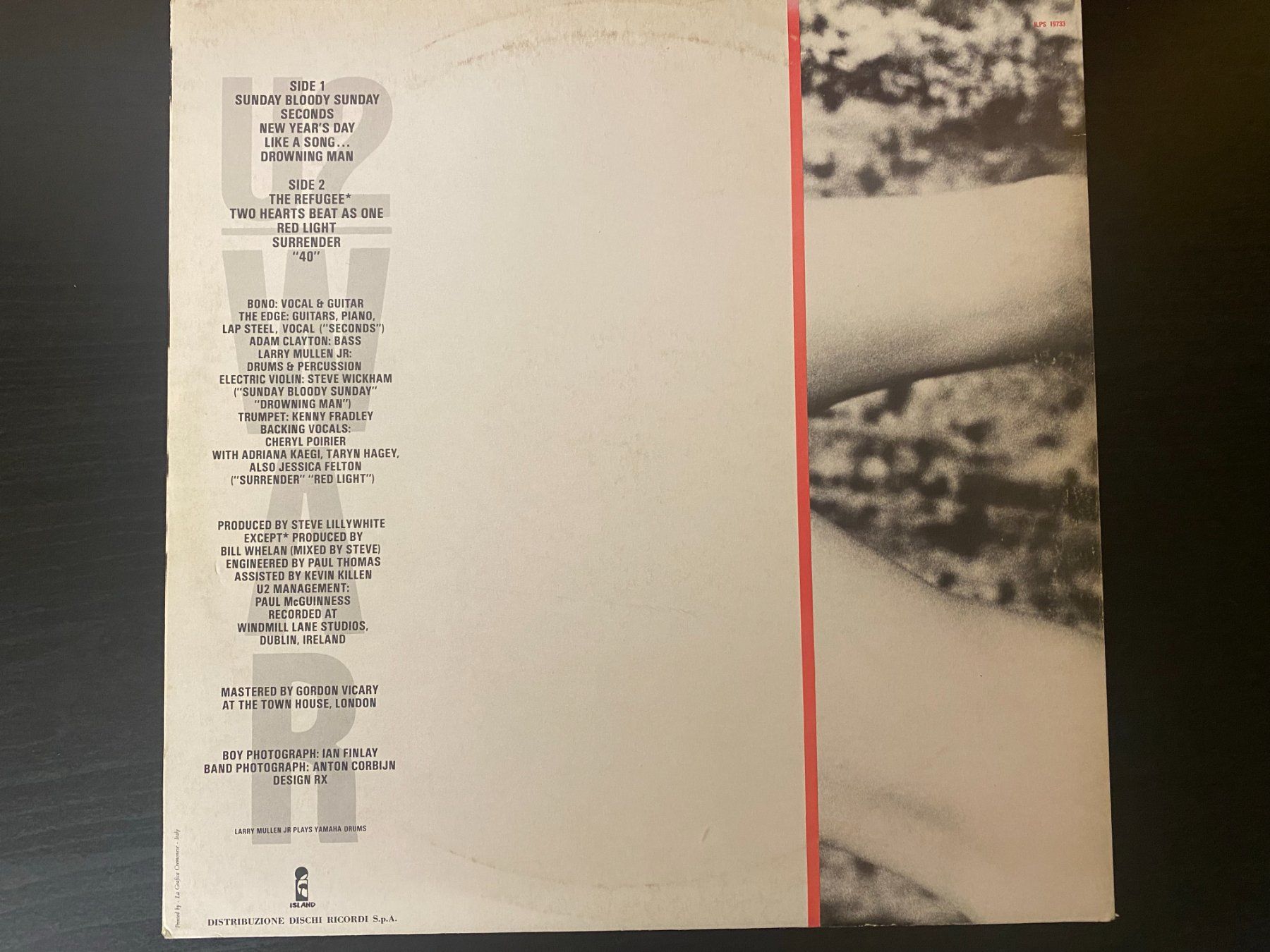 Schallplatten: U2 – War [LP IT 1983] – Gebraucht aus Tamins von  1