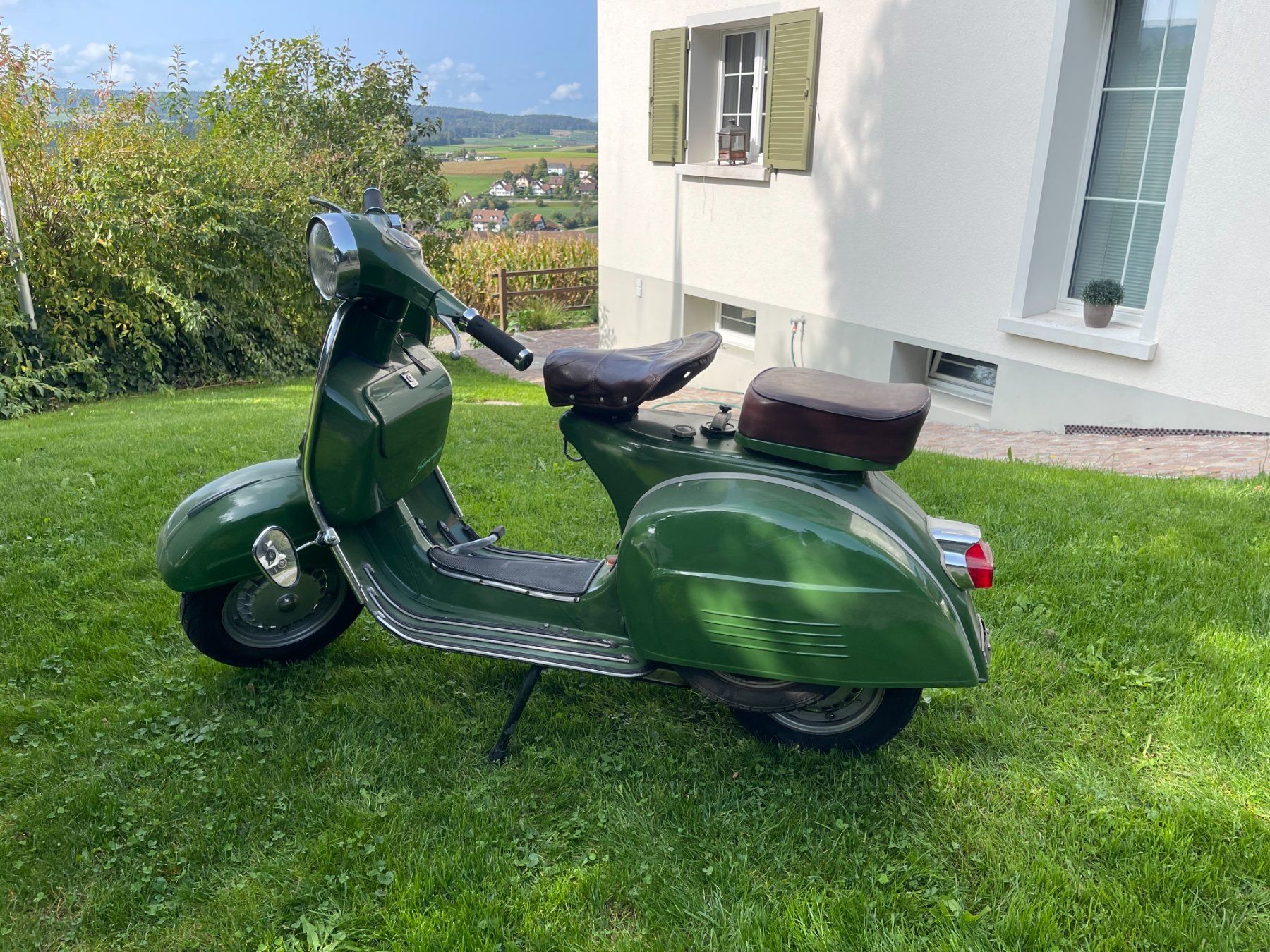 Piaggio Strada: Piaggio Vespa 125 – Usato da Baden venduto da lar_yvb5