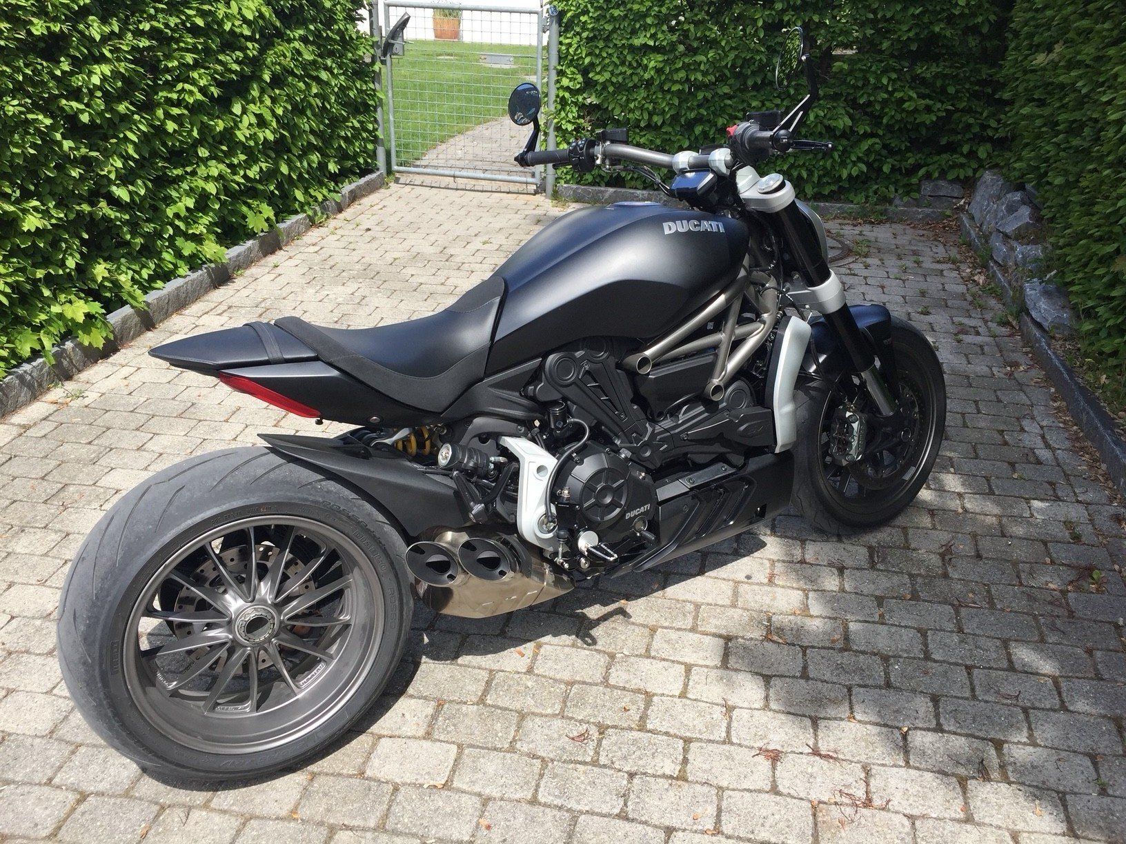 Ducati Strada: Ducati XDiavel 1260 – Usato da Rhäzüns venduto da donpaga 1