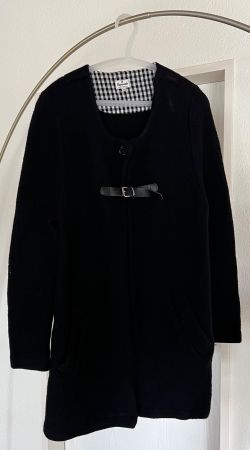 Alprausch - Schwarze, lange Wolljacke | Grösse M mit Taschen