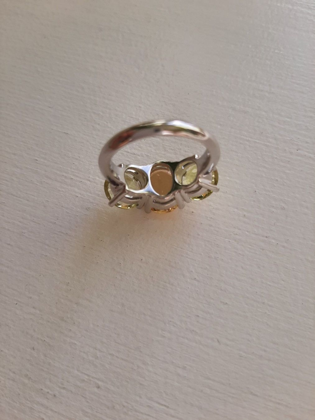 Anelli: Ring 18K Weissgold mit Citrinen – Usato da Volketswil venduto da ronbons 7