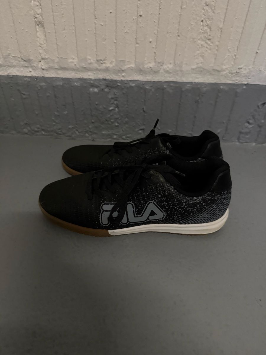 Fila Chaussures garçon: Fila Hallenschuhe 39 – D'occasion à Zürich par juanjoch
