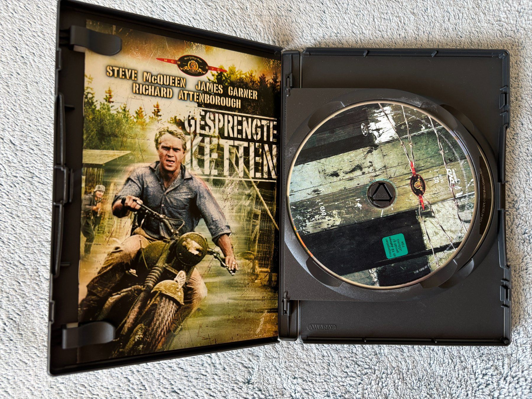 Tutti i DVDs: Gesprengte Ketten, Klassiker, DVD mit Bonus – Nuovo (secondo la descrizione) da Birmenstorf AG venduto da tritonius 2