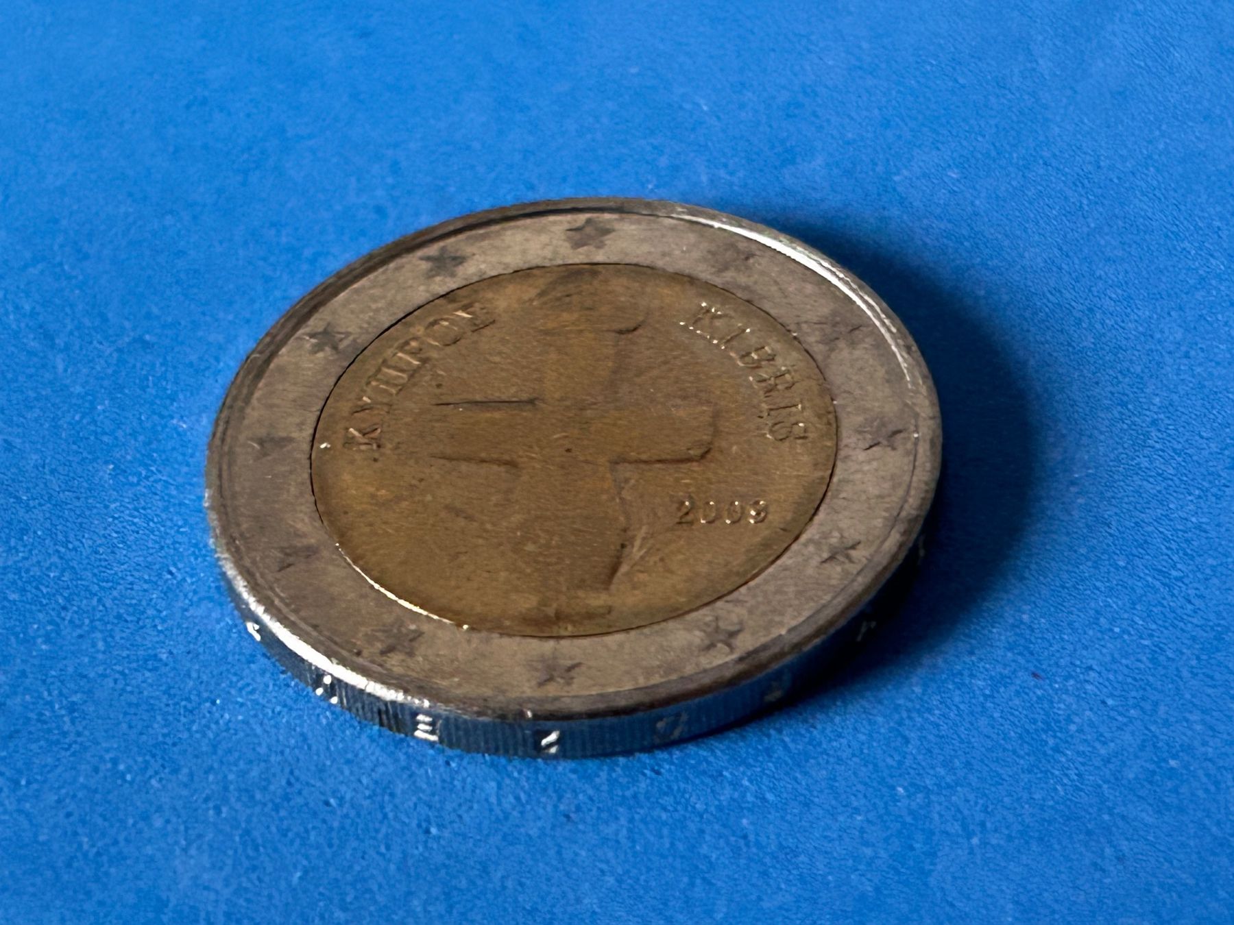 Tutti le monete: Cyprus - 2 Euros 2009 Circulating – Usato da Corcelles NE venduto da AJKader 8