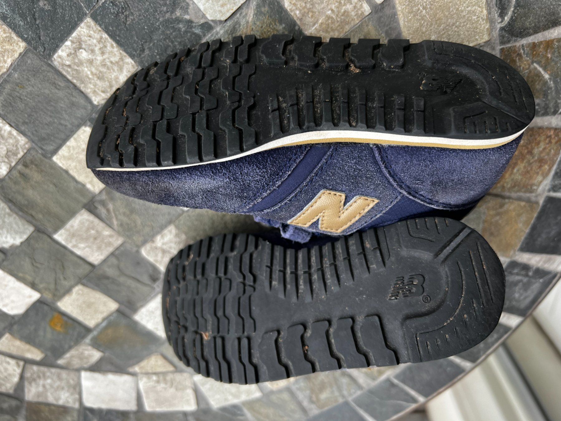 New Balance Schuhe für Jungen: New Balance_Sneakers_ Gr.27.5 – Gebraucht aus Zürich von normanprice 5