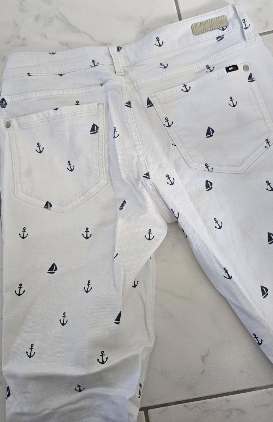 Tommy Hilfiger Jeans: Jeans Slim Fit Tommy Hilfiger mit Ankermuster - Grösse 28 – Gebraucht aus Meilen von melanieolivia 4