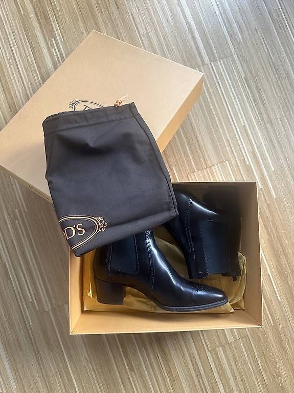 Tod'S Scarpe da donna: TOD'S Stiefeletten NEU Gr. 39- schwarz – Nuovo (secondo la descrizione) da Zürich venduto da mar_22hb