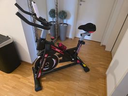Spinning Bike Fitnessgerät guter Zustand