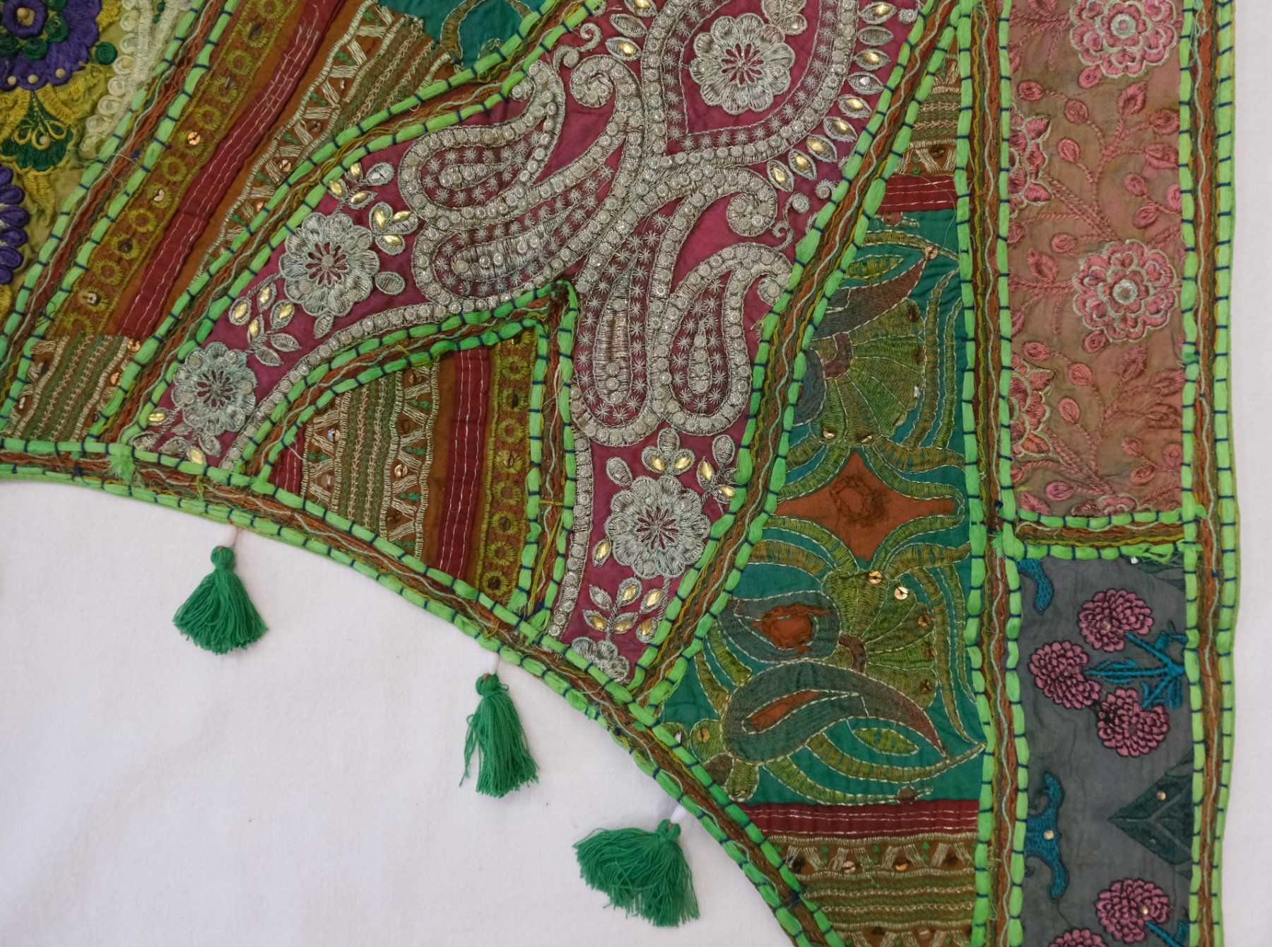 Tutte le decorazioni: Indischer Wandbehang Türbogen Dekoration Patchwork – Nuovo (secondo la descrizione) da Zürich venduto da Masala-Oase 4