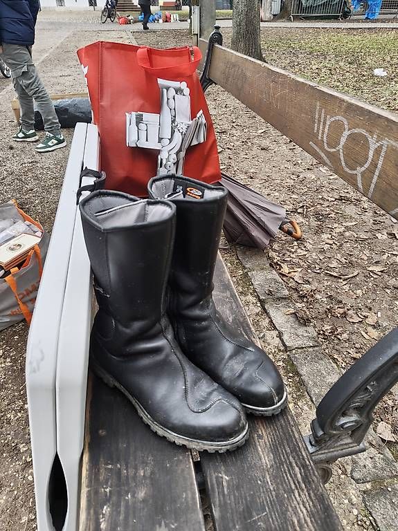Herrenschuhe: Motorrad Stiefel Gross 43  – Gebraucht aus Basel von Afghan1234 2