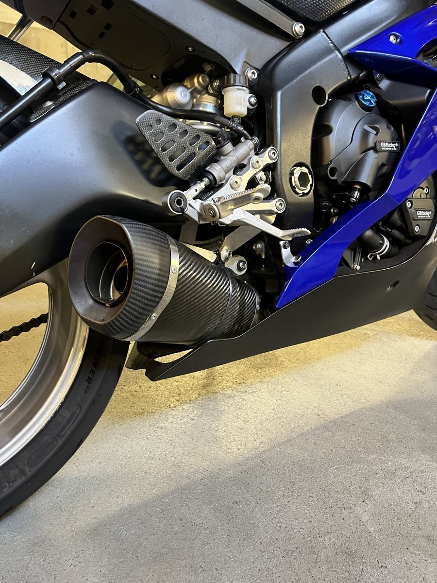 Yamaha Strada: Yamaha R6 RJ15 35kw – Usato da Schöftland venduto da Puch_46 4