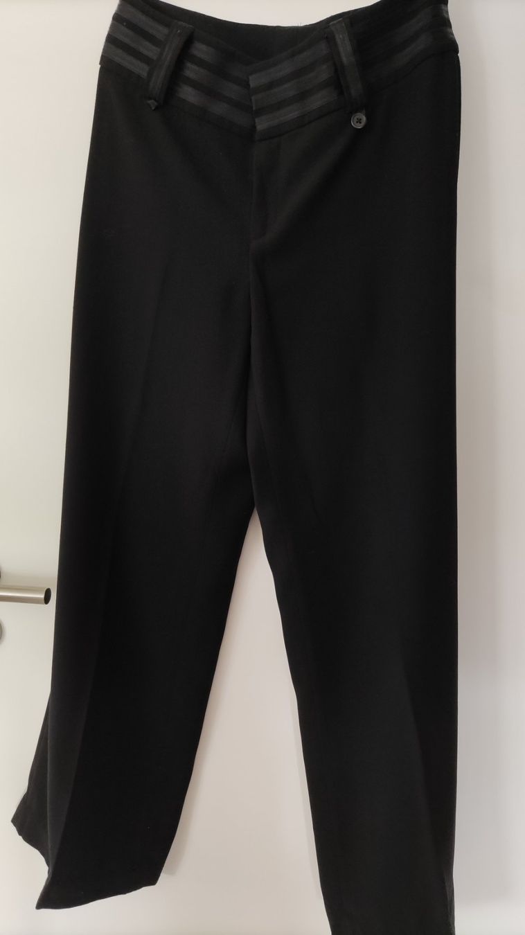 Mexx Pantalons: Pantalon noir Mexx – D'occasion à Orbe par ecilea