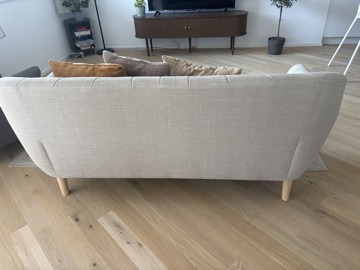 Jysk Sofas: Sofa EGEDAL 2.5-Sitzer beige Stoff – Neuf (Voir description) à Neuhausen am Rheinfall par LTomk 2