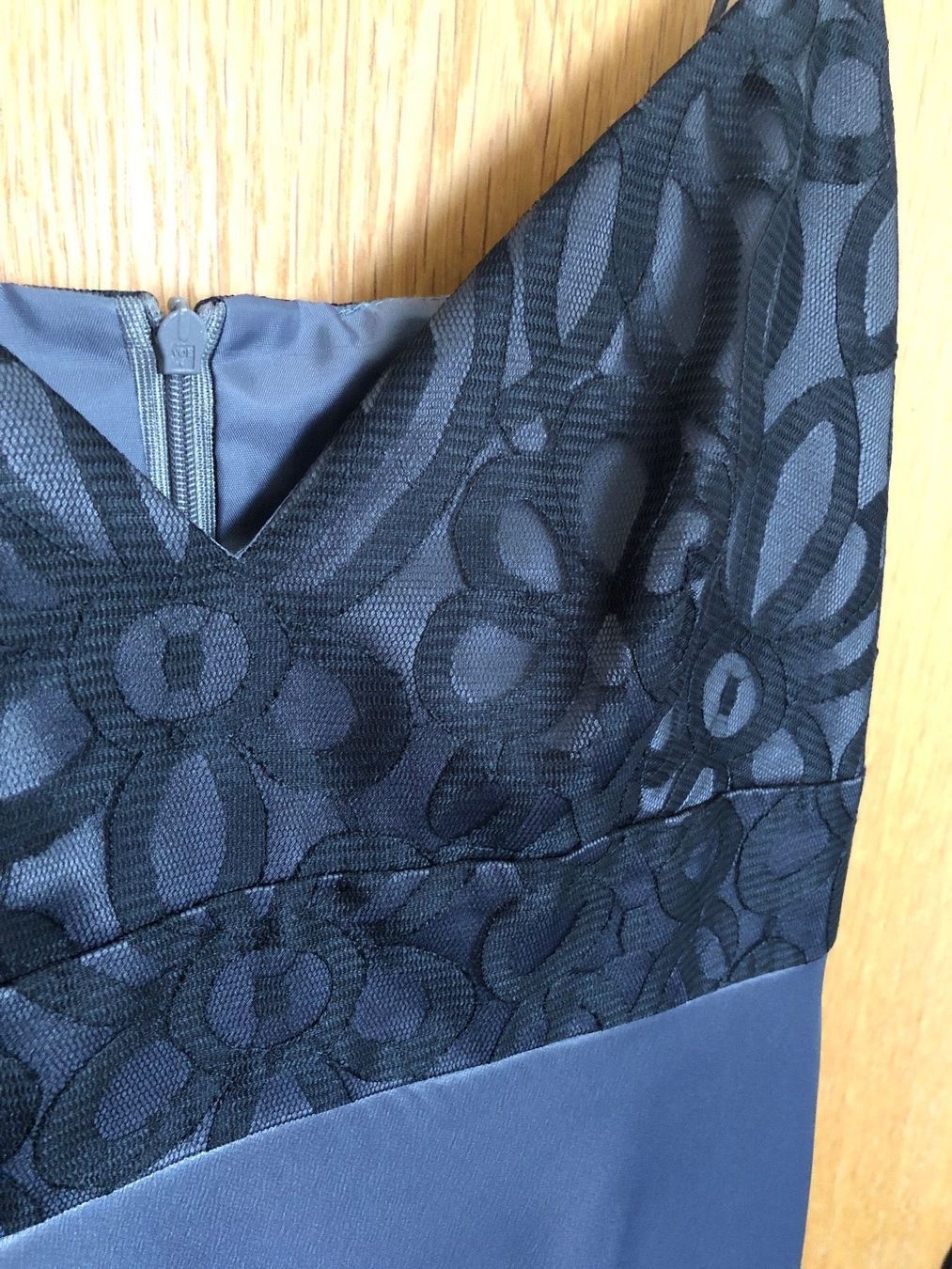 Vestiti: Langes Abendkleid mit schwarzer Spitze – Nuovo (secondo la descrizione) da Baltschieder venduto da mali2003 3