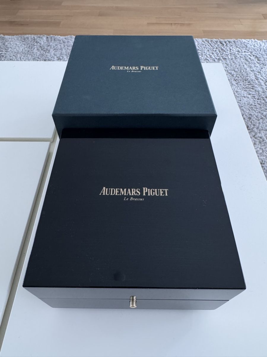 Audemars Piguet Uhren: Audemars Piguet Code 11.59 15210OR.OO.A028CR.01 – Neu (gemäss Beschreibung) aus Zürich von Dr.Patek 8