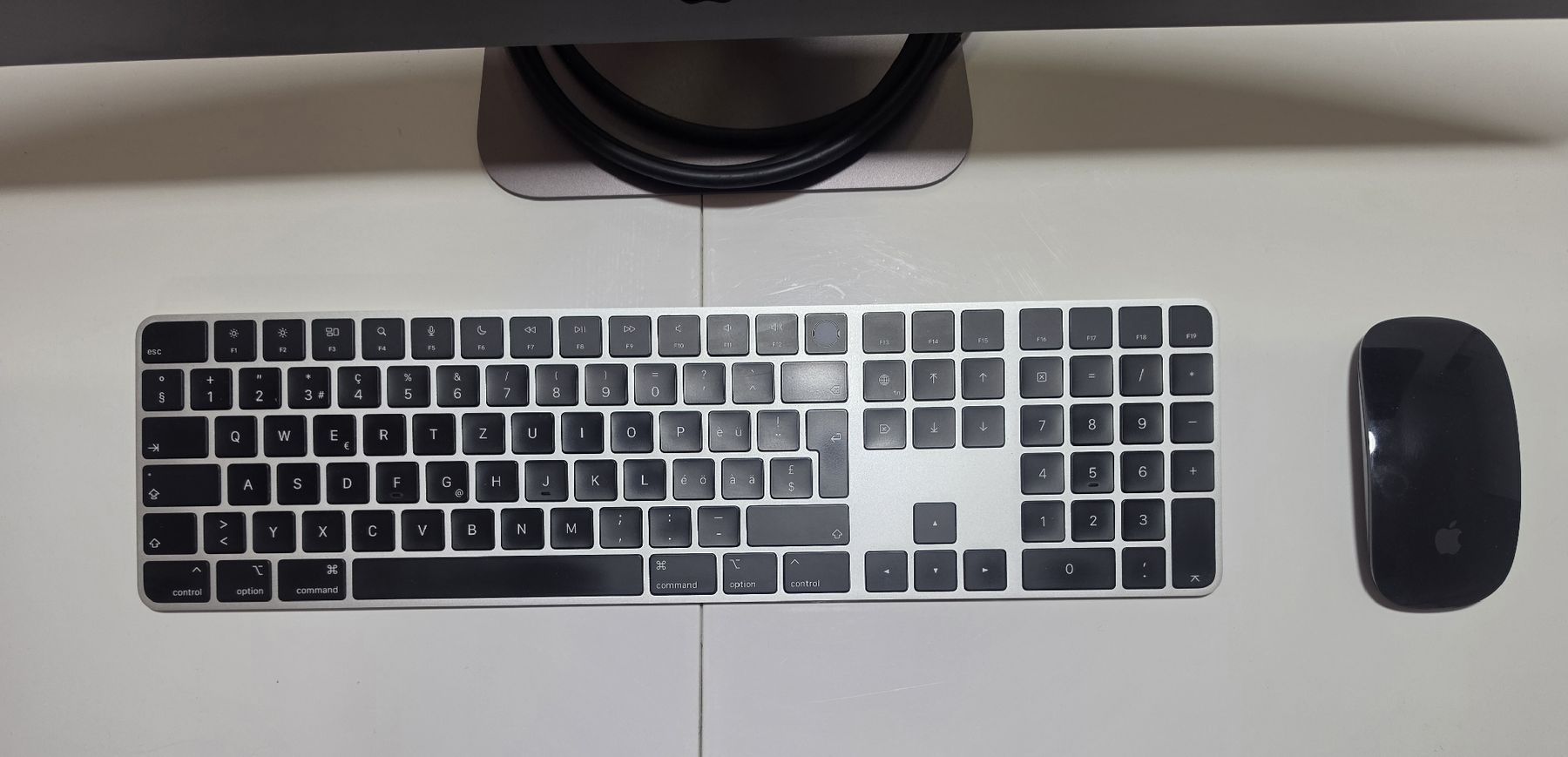 Apple PC: Apple iMac Pro 2017 32GB RAM 10-Core Xeon – Usato da Winterthur venduto da xXSchwwizXx 3