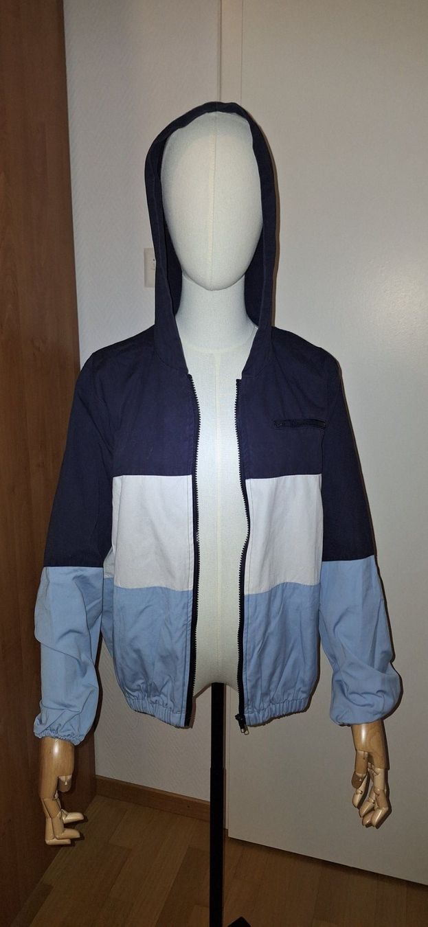 Brandy Melville Giacche: Brandy Melville, veste à capuche – Nuovo (secondo la descrizione) da Lussery-Villars venduto da pousinete02 1