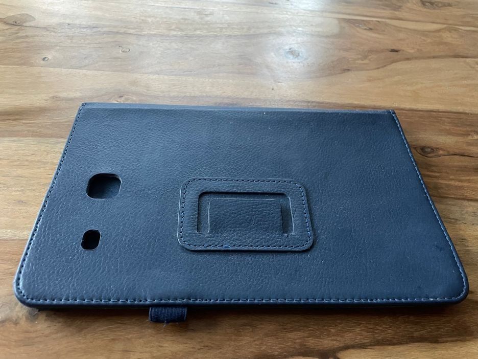 Samsung Tablet PC: Samsung Galaxy Tab E inkl. Etui – Usato da Bergdietikon venduto da antovale 3