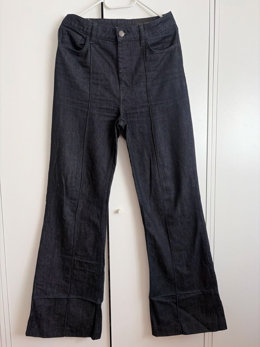Zara Jeans: Jean Zara Taille 36 Flare Évasé – Nuovo (secondo la descrizione) da Renens VD venduto da sar_bwz5