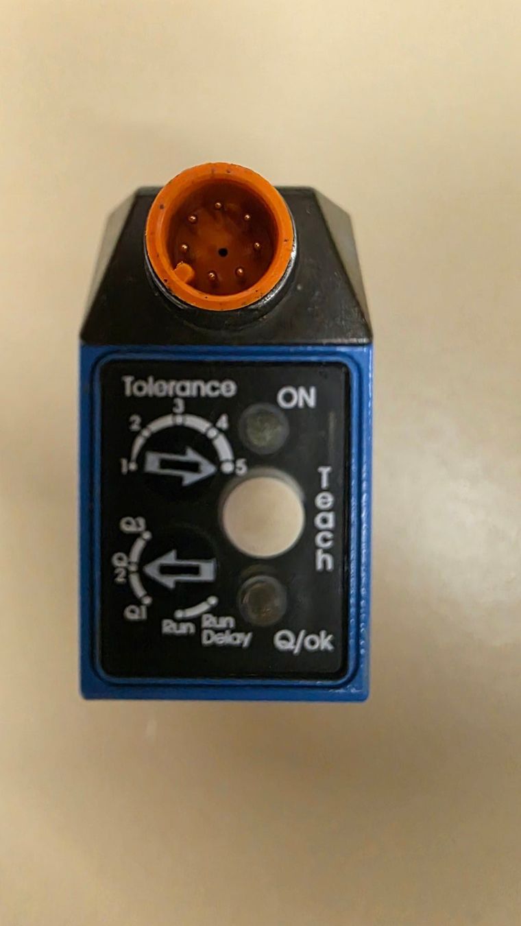Composants électroniques: Farbsensor SICK CS3-P1132 – D'occasion à Boniswil par LakeSide_Boniswil 2