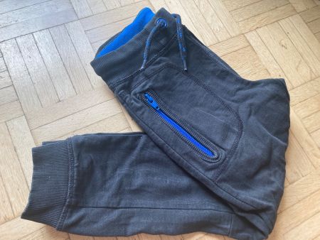 Jogginghose schwarz Grösse 128