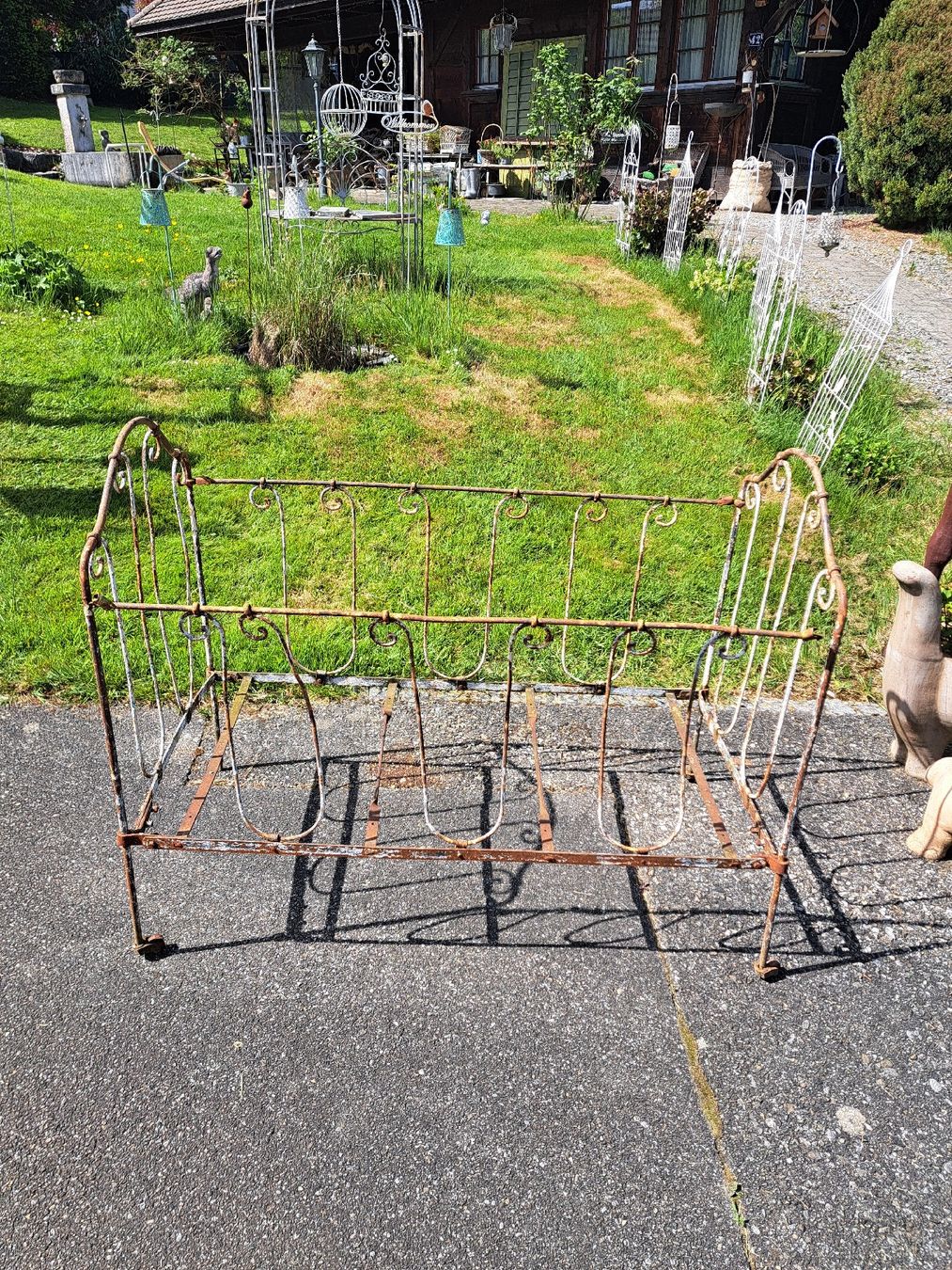 Letti: Antikes Kinderbett aus Eisen – Usato da Kölliken venduto da Lieblings-stuecke 1