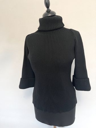 Neuer Pullover aus Schurwolle von Red Valentino Gr. S