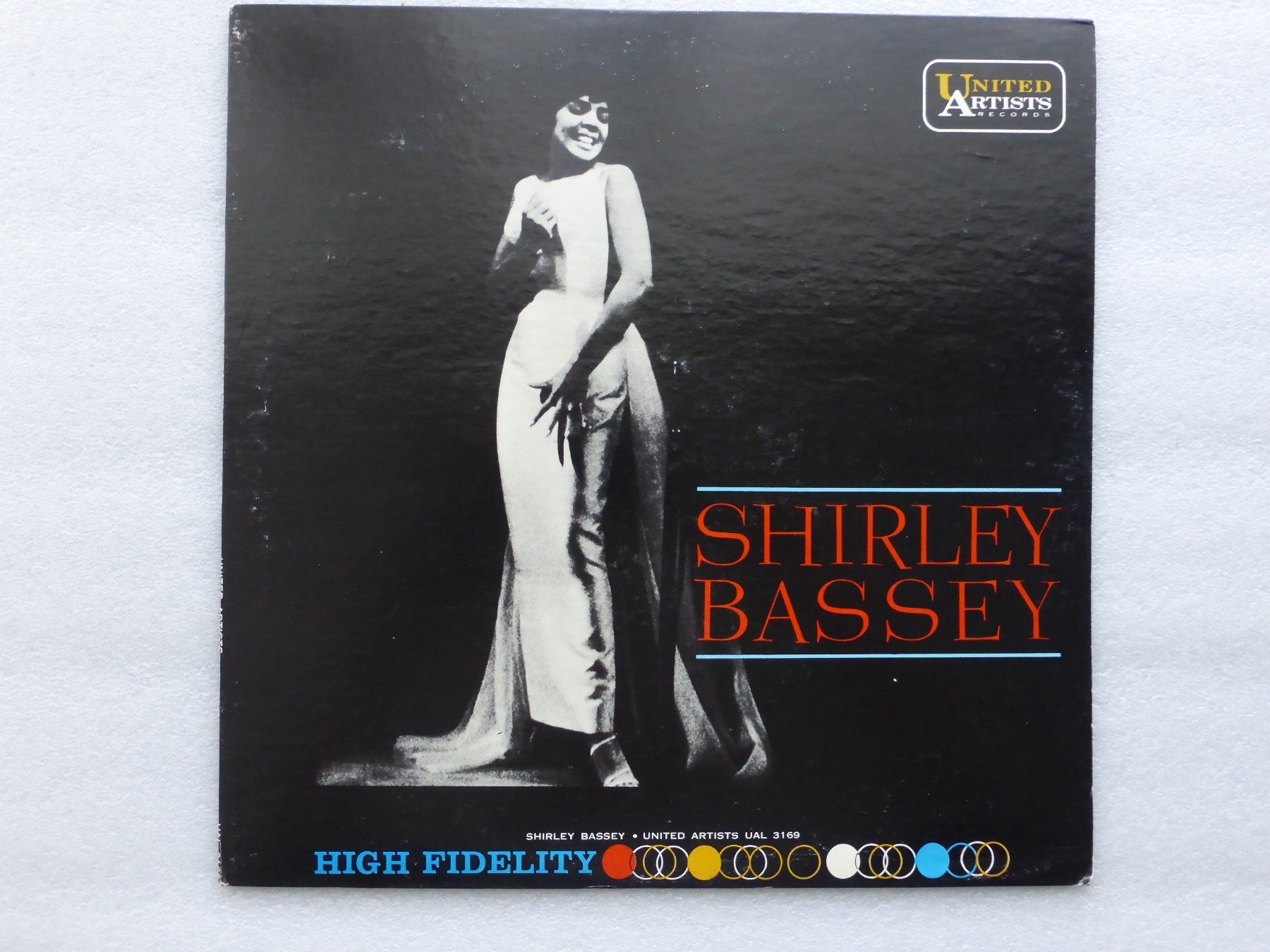 Dischi in vinile: VINYL  LP   SHIRLEY BASSEY – Usato da Küssnacht am Rigi venduto da Sunnestrahl