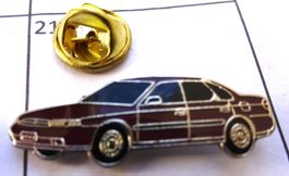 Pin Auto Lila  / braun