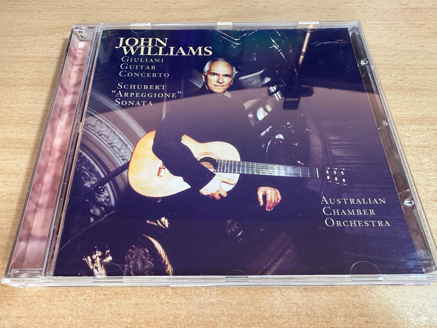 CD: G2 Schubert Giuliani John Williams Plays Schubert & Giuliani – Usato da Rikon im Tösstal venduto da Alpenmutz