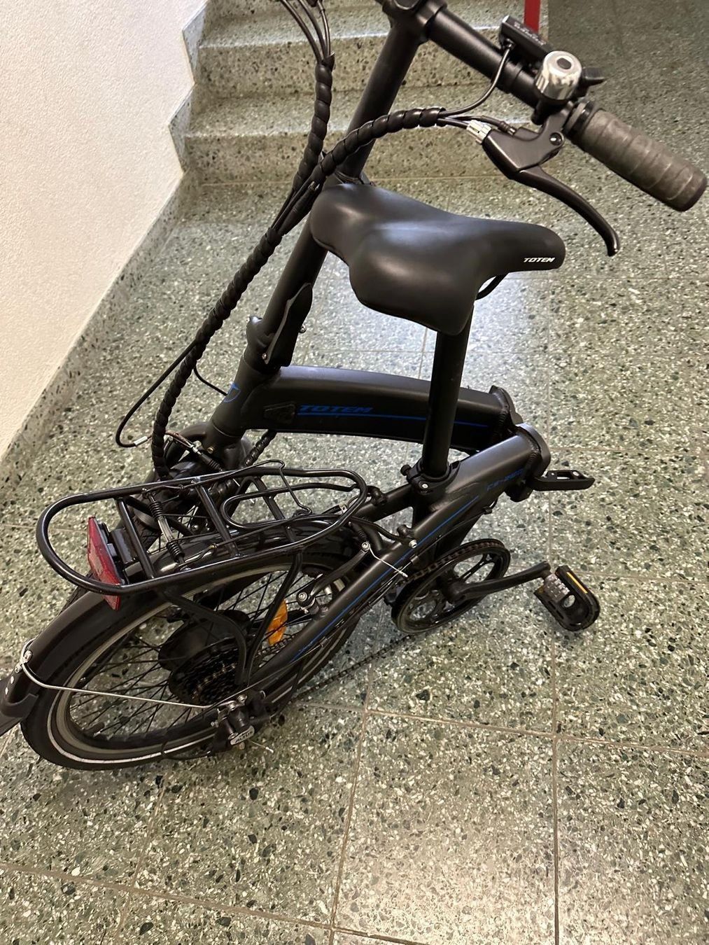 Totem Biciclette: Totem Elektrovelo Klappvelo – Usato da Wädenswil venduto da cet_gz6g 8