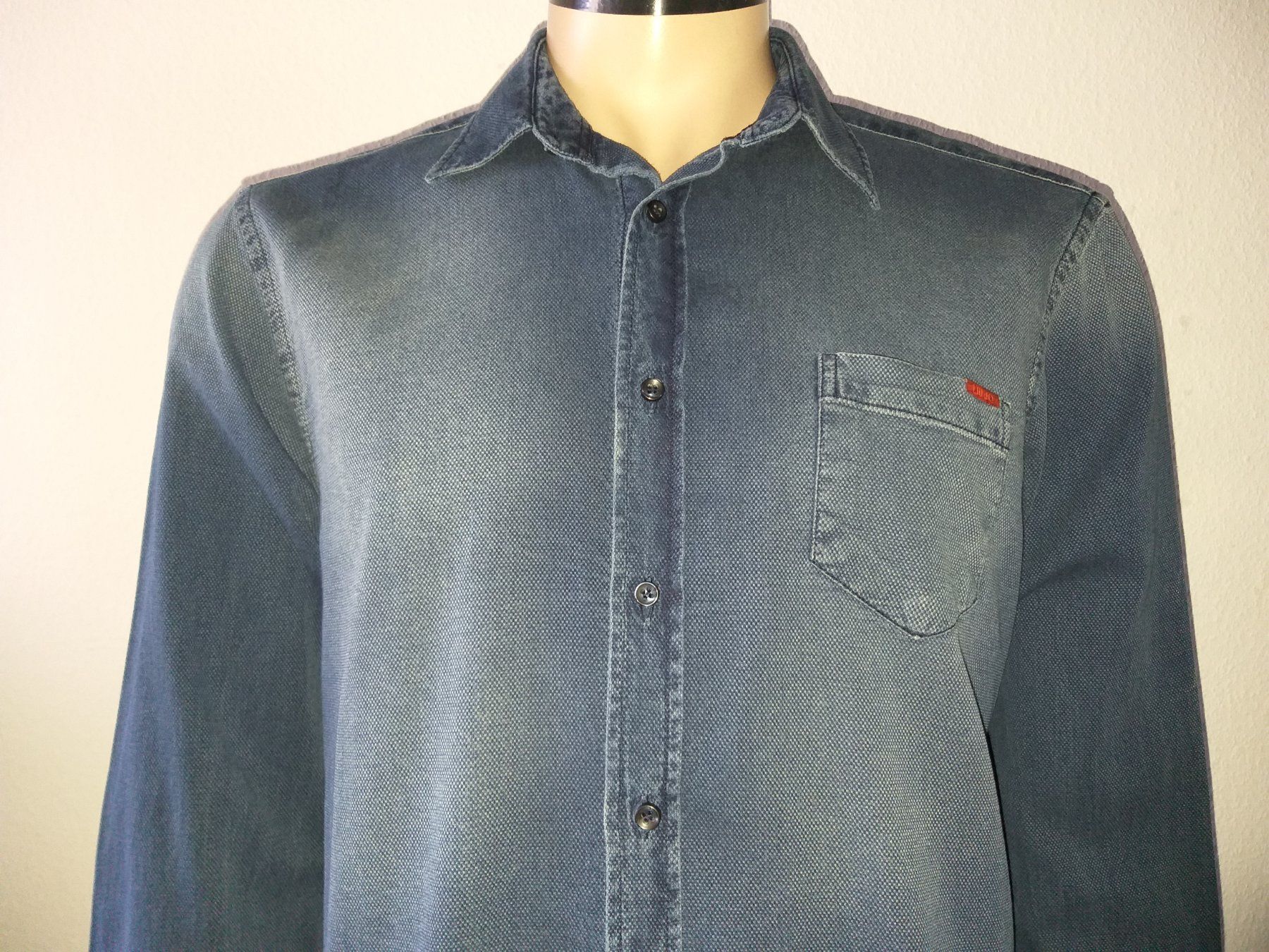 Liu Jo Camicie: LIU JO Chemise / Hemd taille / Grosse L – Usato da Cossonay-ville venduto da Super-Price-Quality 1