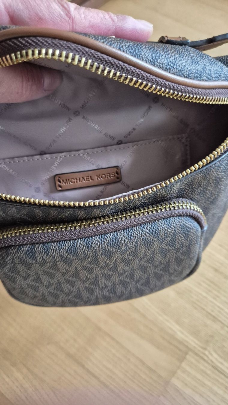 Michael Kors Borse da donna: Michael Kors Bauch Schulter Tasche – Usato da Eichberg venduto da Land-Ei 2