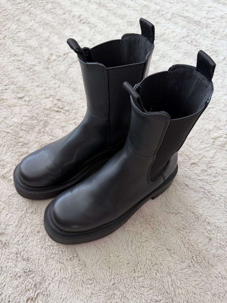 H&M Scarpe da donna: Boots black size 36 platform sole used – Usato da Aarburg venduto da ane_vp2b 1