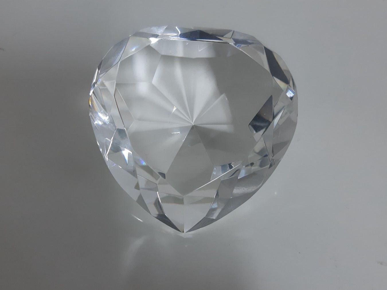 Tutte le decorazioni: Glas Herz Neu 8 cm – Nuovo e nell'imballaggio originale da Urtenen-Schönbühl venduto da Kronengold