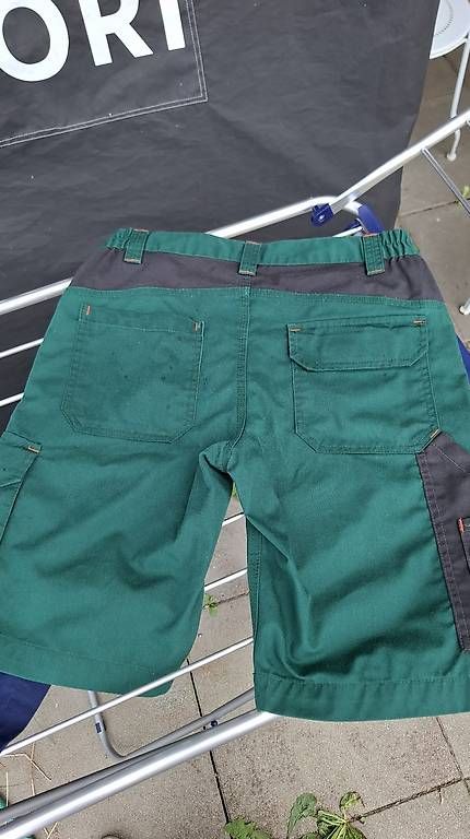 Hosen: 2 Shorts Travail WORKER taille S – Gebraucht aus Essertes von ast_mk5t 1