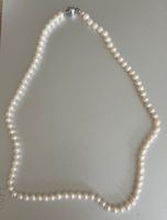 Halskette aus echten Perlen mit 925 Silber Verschluss: 57cm