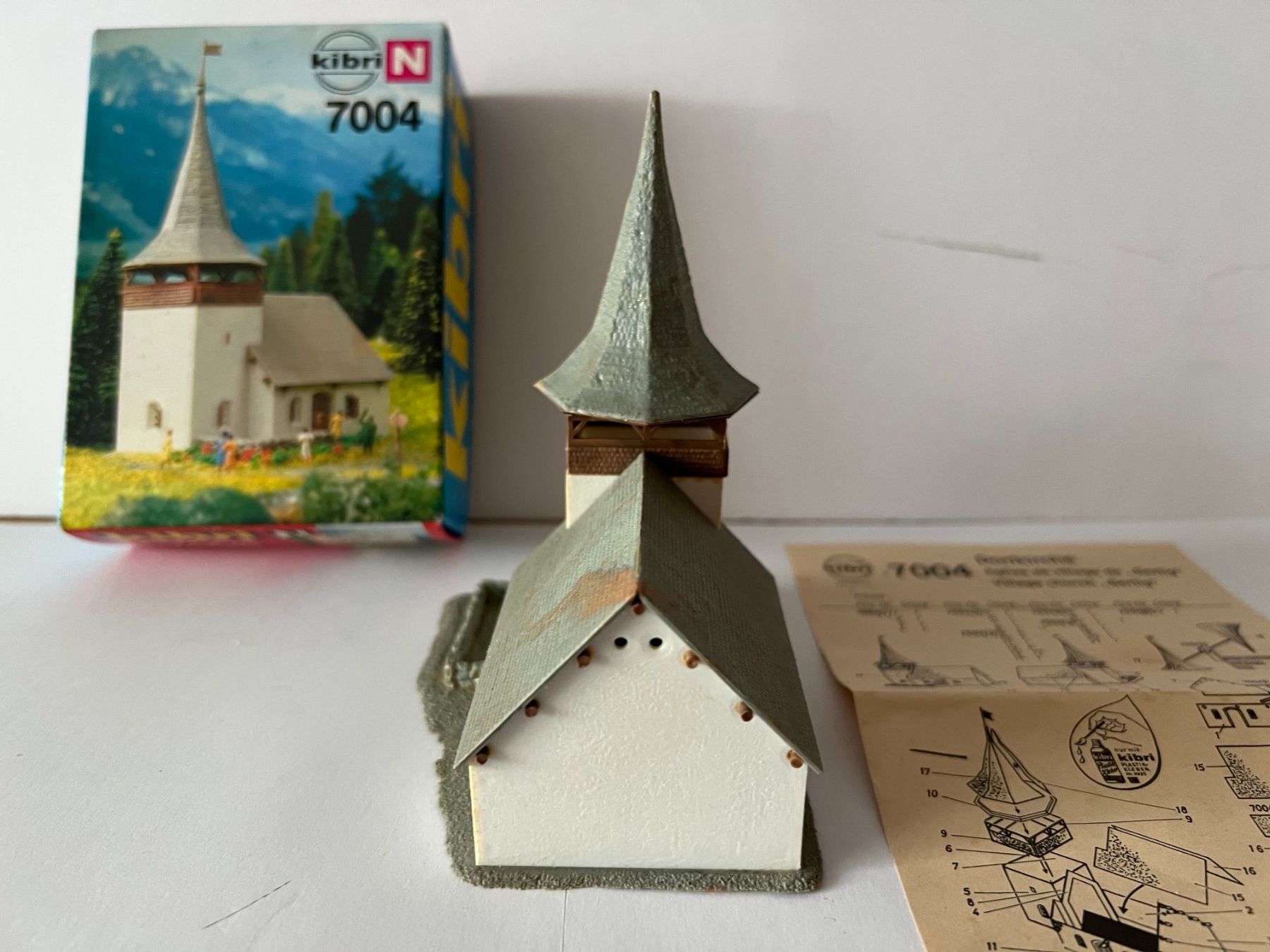 Kibri Modelleisenbahnen: Kibri Dorfkirche 7004 / Spur N – Gebraucht aus Uetendorf von andyboy53 1