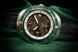 Squale - 600 Metres Vintage Automatic Diver Watch Cal F4007N
