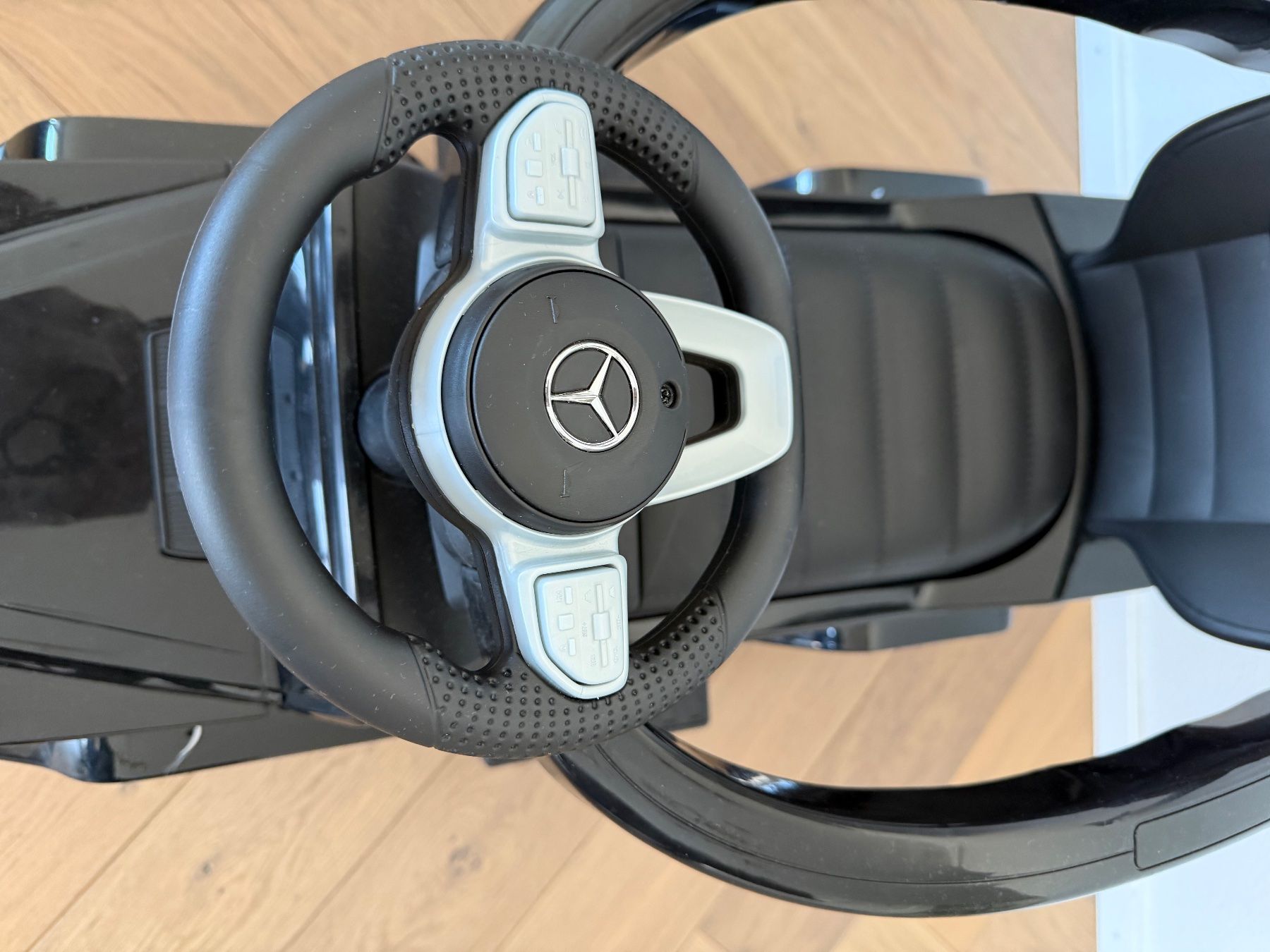 Veicoli per bambini: Mercedes Rutschauto Kinder schwarz – Usato da Zürich venduto da Lola15 4