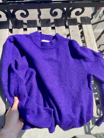 Wunderschöner Pullover in Lila/Violett, grosses XS