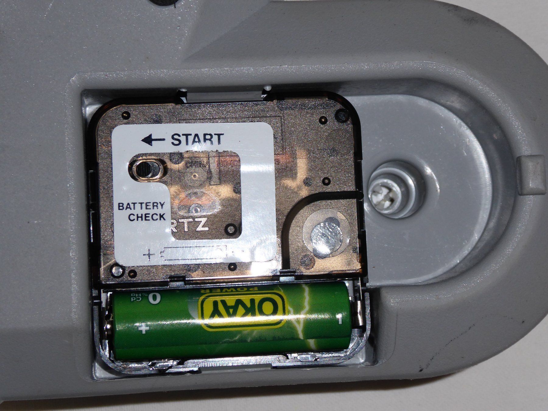 Mangimi: Futterautomat Batteriebetrieben – Usato da Ennetbühl venduto da VPHS 3