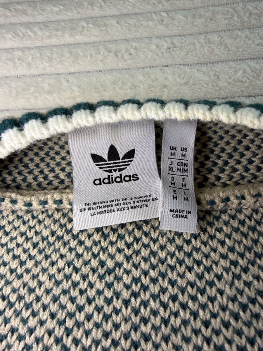 Adidas Pullover & Sweatshirts: Original Adidas Oversize Sweatshirt M – Neu (gemäss Beschreibung) aus Vionnaz von b_f_d_r_g 4
