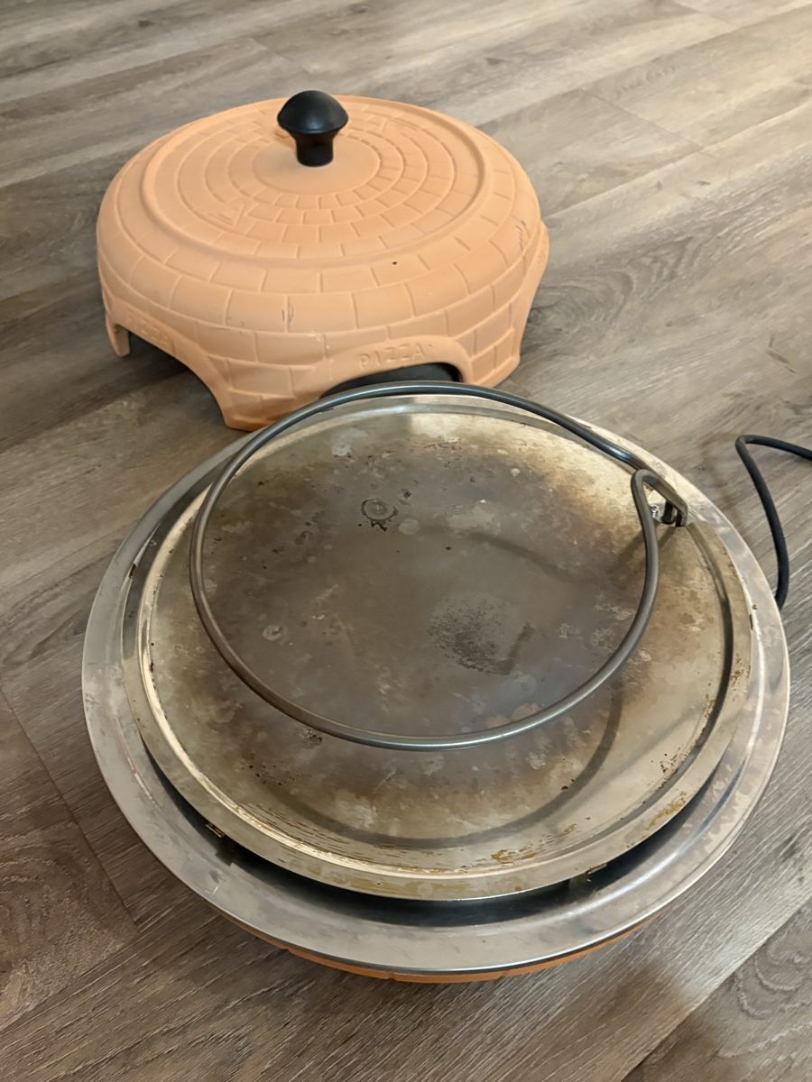 Elettrodomestici da cucina: Pizzaofen – Usato da Effretikon venduto da Schneebi37 3