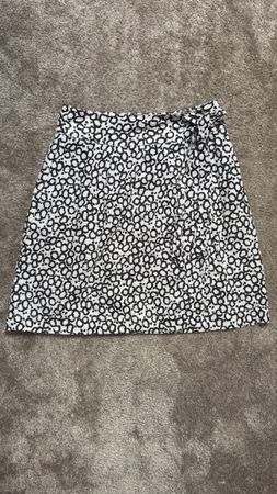 Jupe portefeuille Maddison en lin – Taille 36
