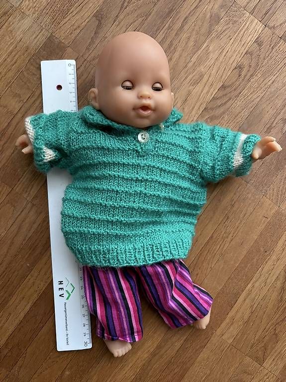 Puppen: Puppe 30cm inklusive Kleider  – Gebraucht aus Zürich von sch_kqj7 1